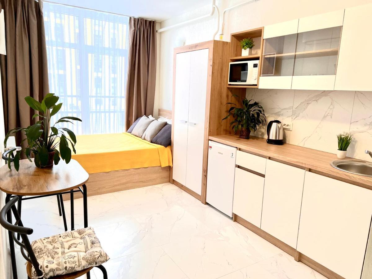 Osapart Hotel In A Complex Semycvit 3 Лвив Екстериор снимка